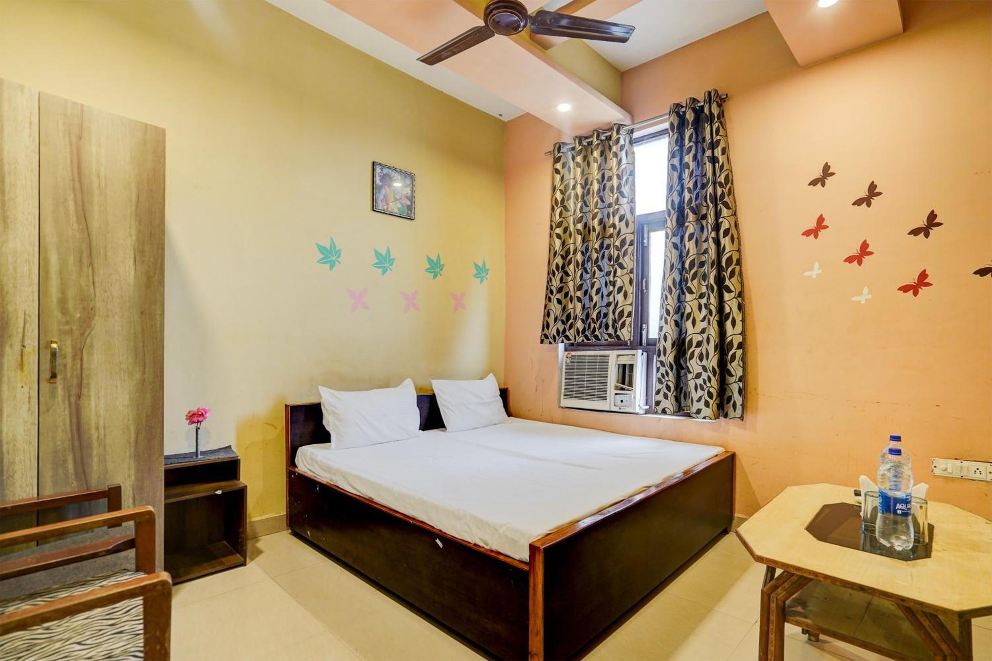 Hotel O Shyam Utsav Mirzapur Bagian luar foto