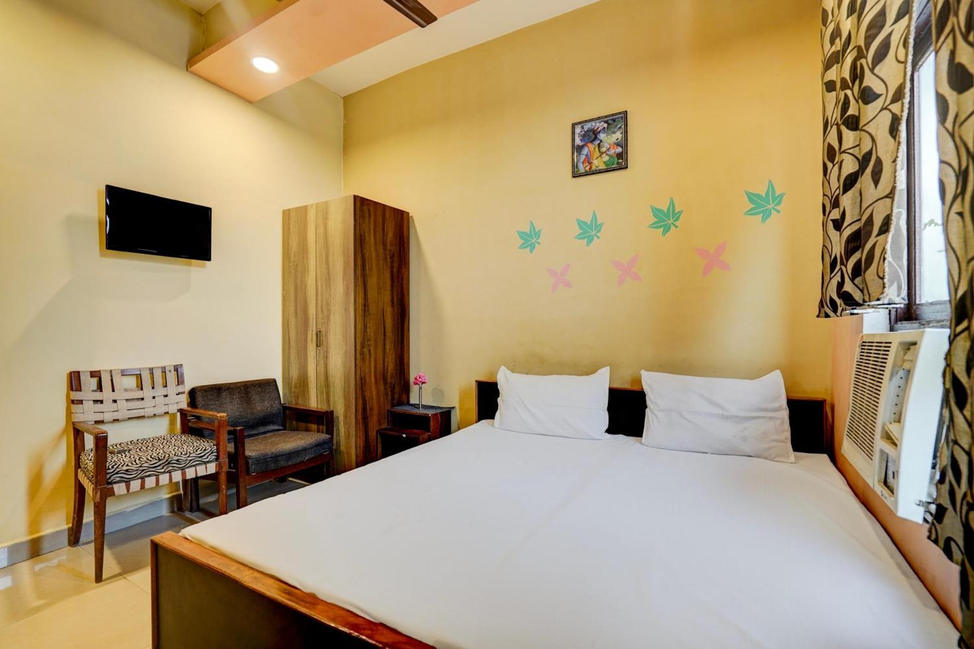 Hotel O Shyam Utsav Mirzapur Bagian luar foto